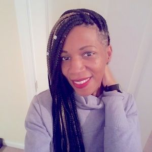 Meet your Posher, Nicole